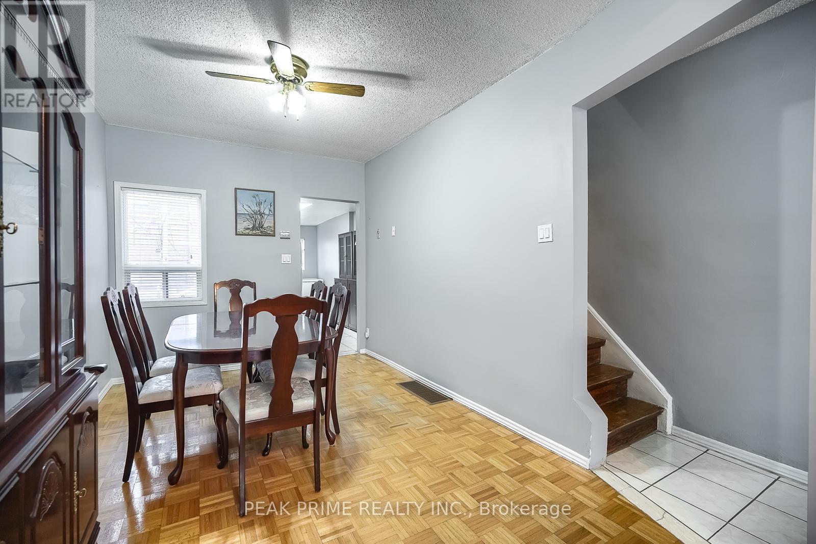 11 Bloem Avenue, Toronto, Ontario  M6E 1R9 - Photo 8 - W12161095