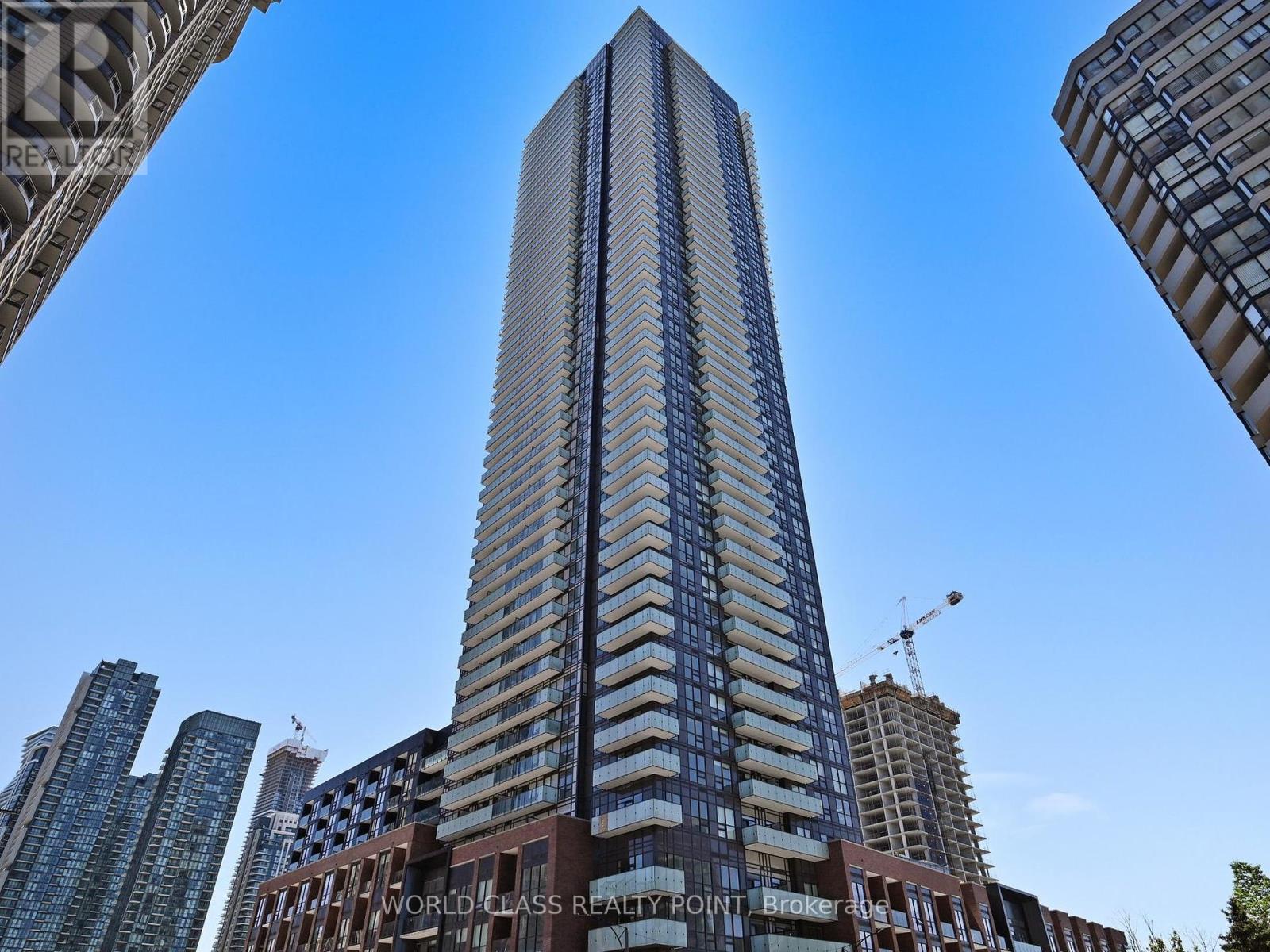 2703 - 430 Square One Drive, Mississauga, Ontario  L5B 0L6 - Photo 33 - W12161107