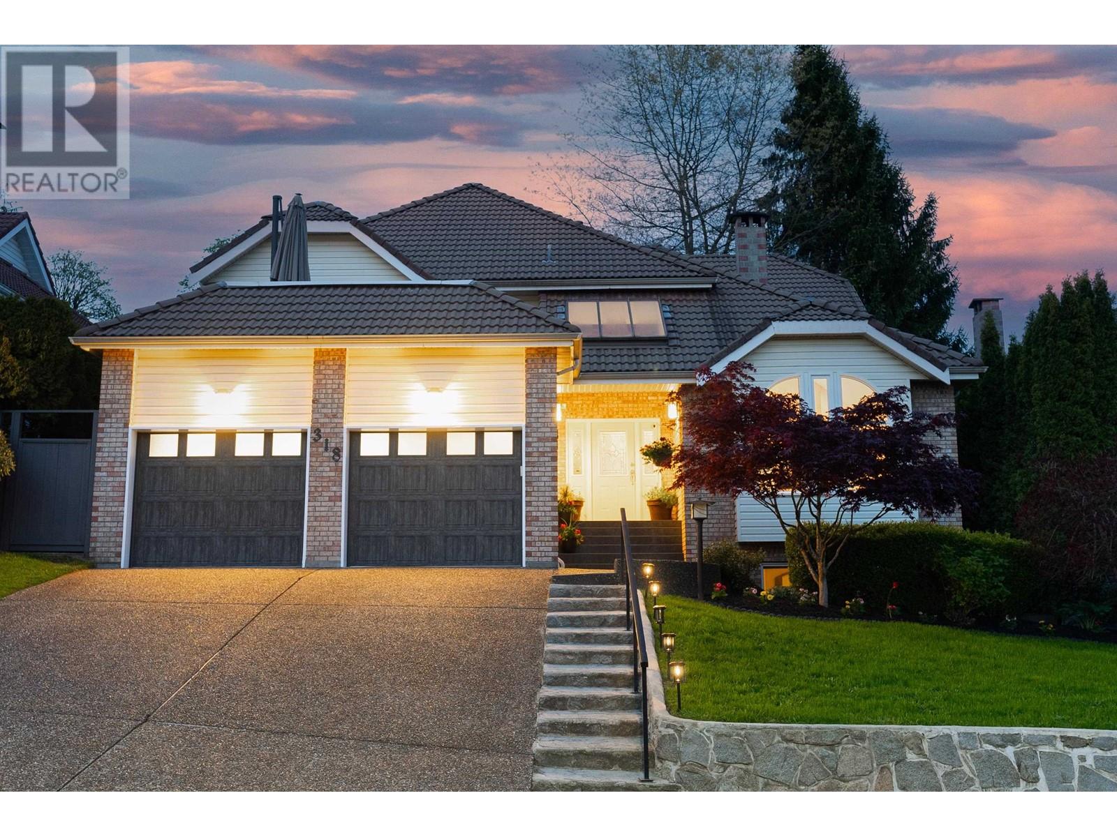 318 ROCHE POINT DRIVE, North Vancouver, British Columbia