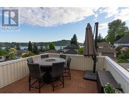 318 ROCHE POINT DRIVE, North Vancouver property photo listing R3004420 for sale