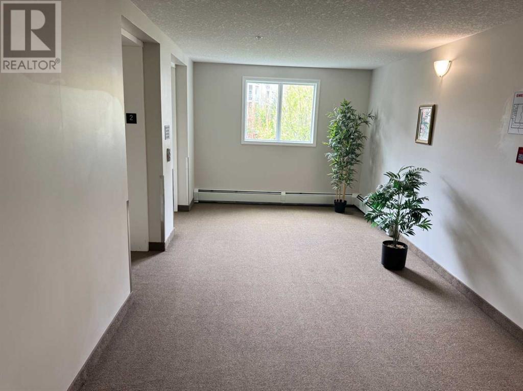 Property at 3217, 10 Country Village Park NE image 4