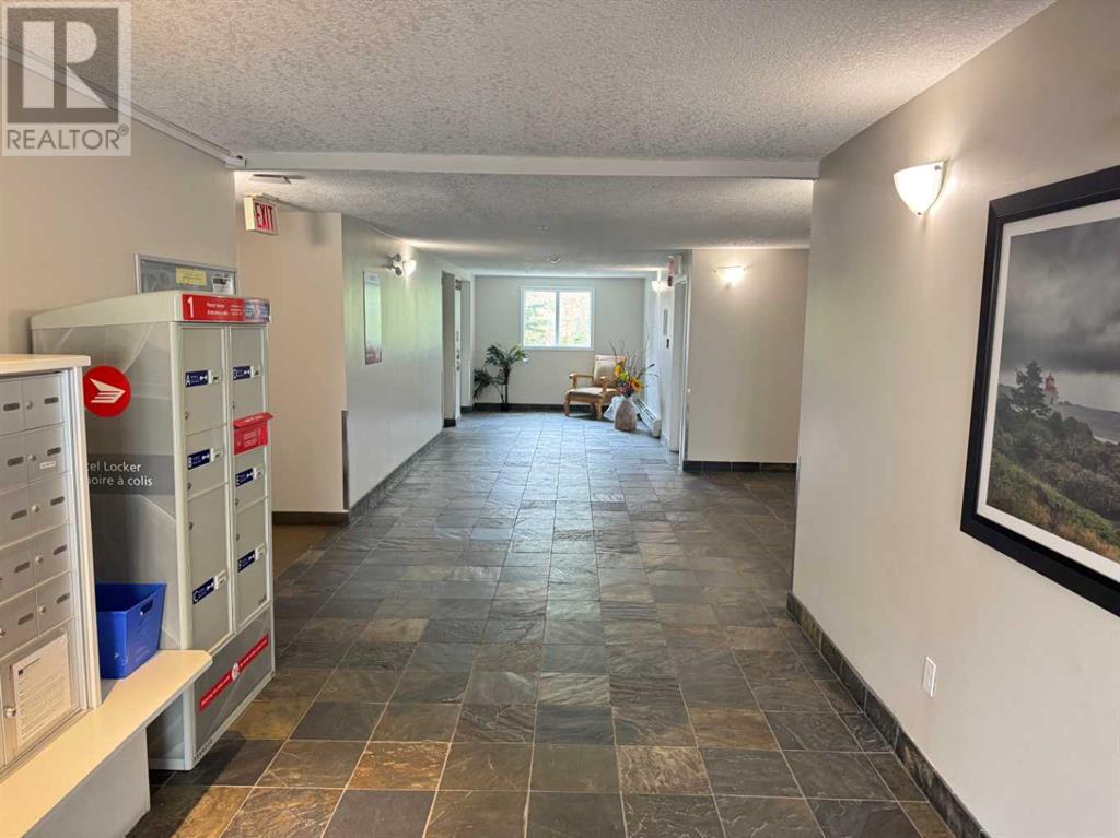 Property at 3217, 10 Country Village Park NE image 3