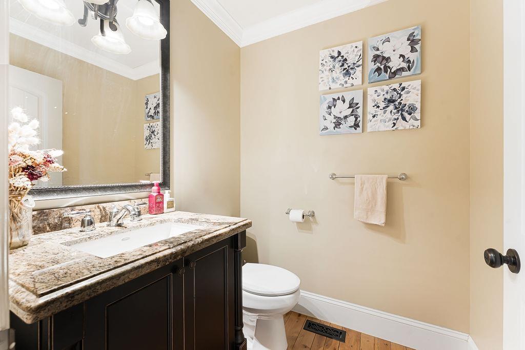 18188 60a Avenue, Surrey, British Columbia  V3S 5R7 - Photo 22 - R3005120