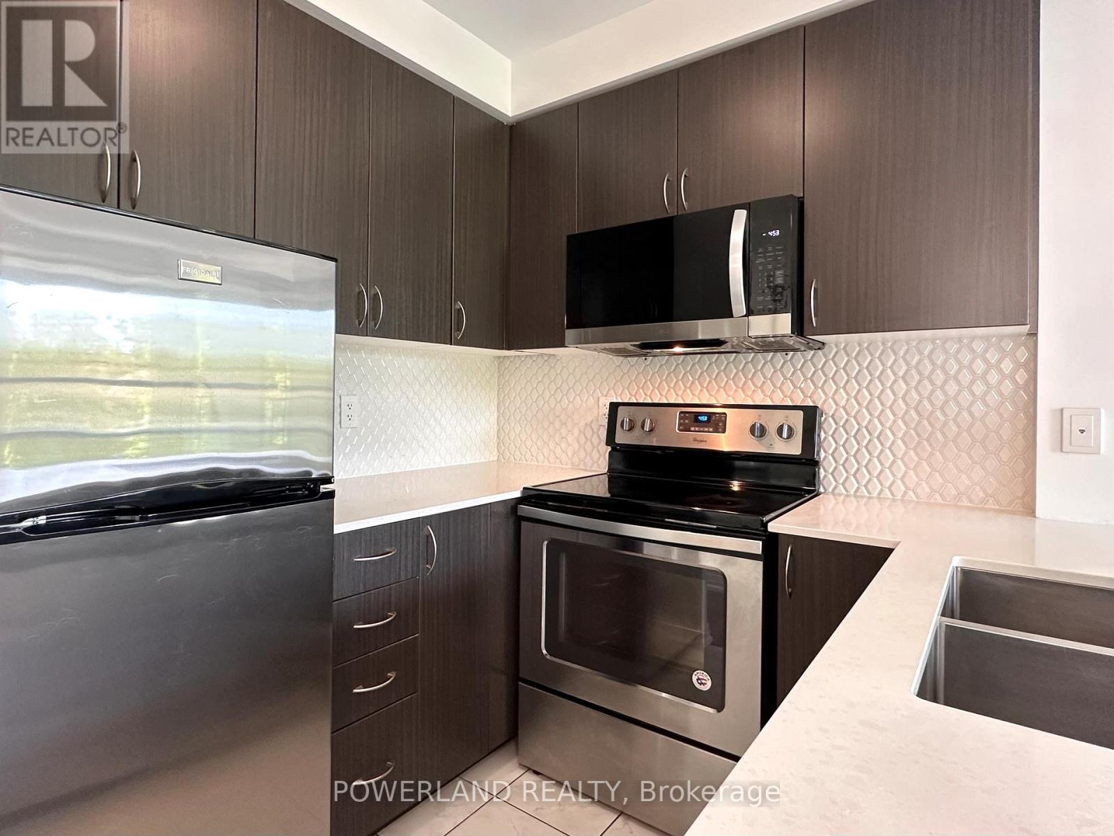204 - 741 Sheppard Avenue W, Toronto, Ontario  M3H 0C9 - Photo 5 - C12161116