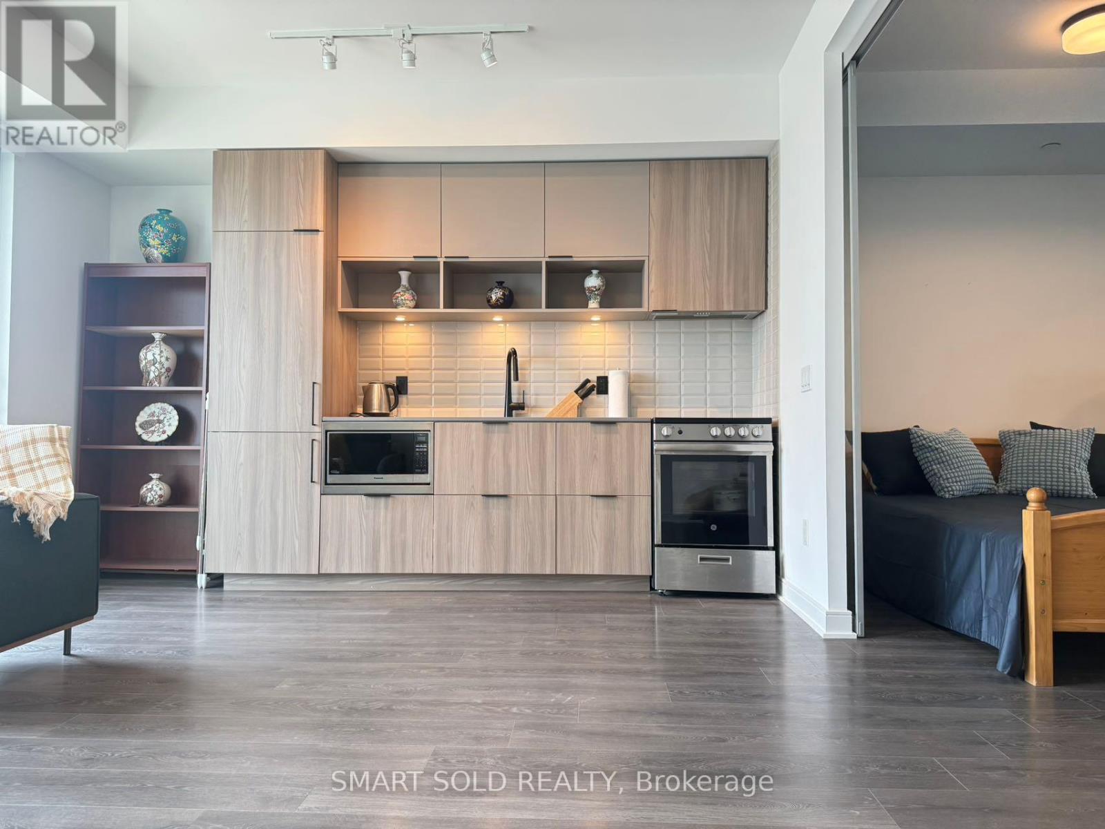 905 - 60 Tannery Road, Toronto, Ontario  M5A 0S8 - Photo 12 - C12161124