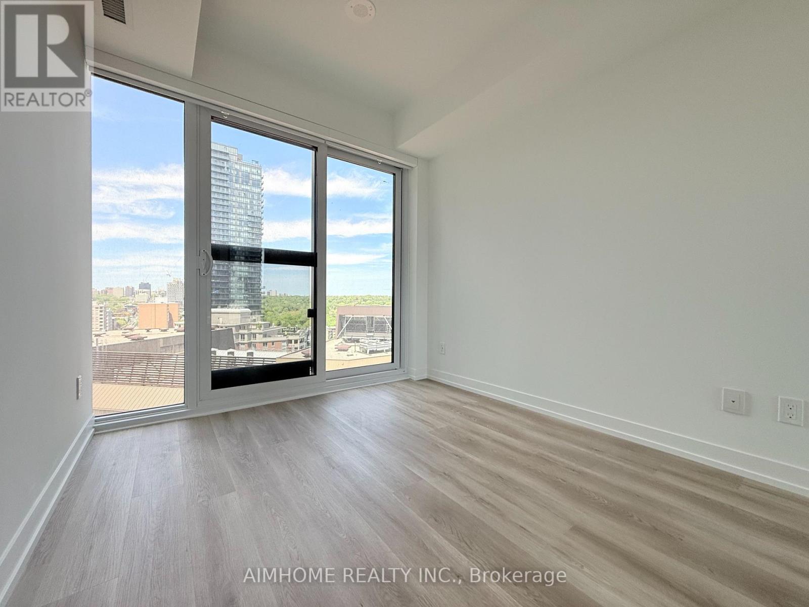 1706 - 771 Yonge Street, Toronto, Ontario  M4W 0B8 - Photo 12 - C12161137