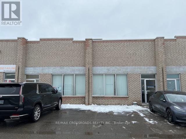 14 & 15 - 346 Newkirk Road, Richmond Hill (Crosby), Ontario  L4C 0A9 - Photo 17 - N12161126