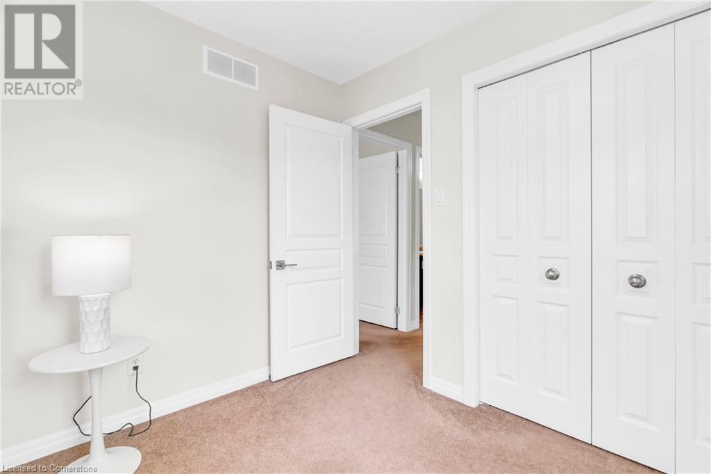 105 Pinnacle Drive Unit# 35, Kitchener, Ontario  N2P 1B8 - Photo 21 - 40730035
