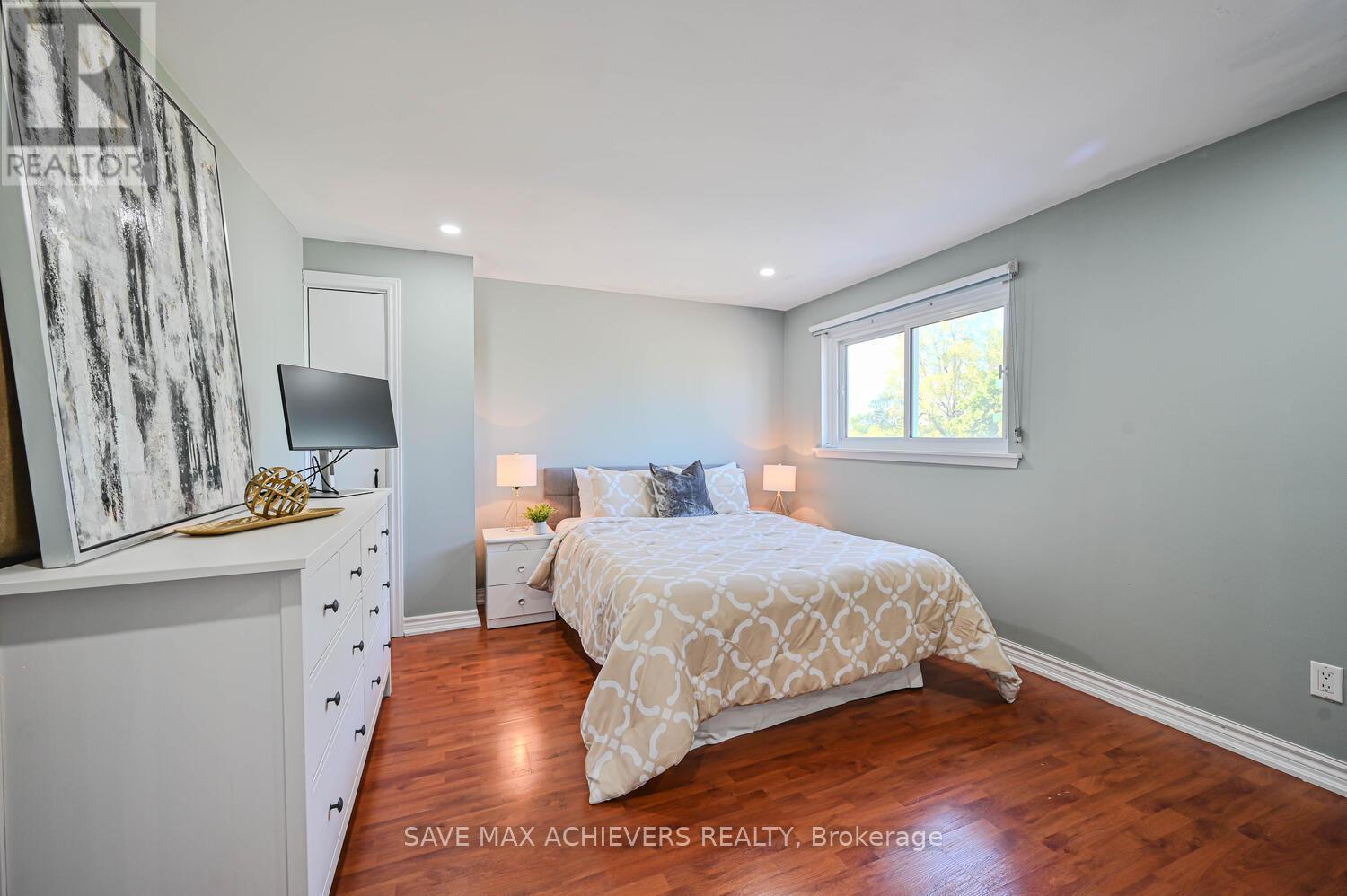8 Earnscliffe Gate, Brampton, Ontario  L6T 3B3 - Photo 24 - W12161133