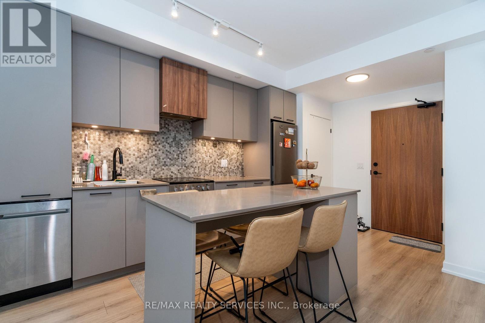 217 - 10 Lagerfeld Drive, Brampton (Northwest Brampton), Ontario  L7A 5L3 - Photo 15 - W12161162