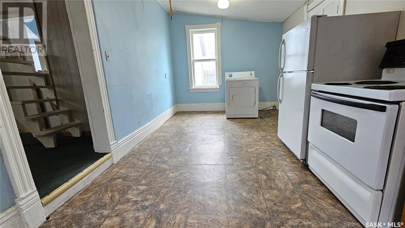 2470 Proton Avenue, Gull Lake, Saskatchewan  S0N 1A0 - Photo 11 - SK006568