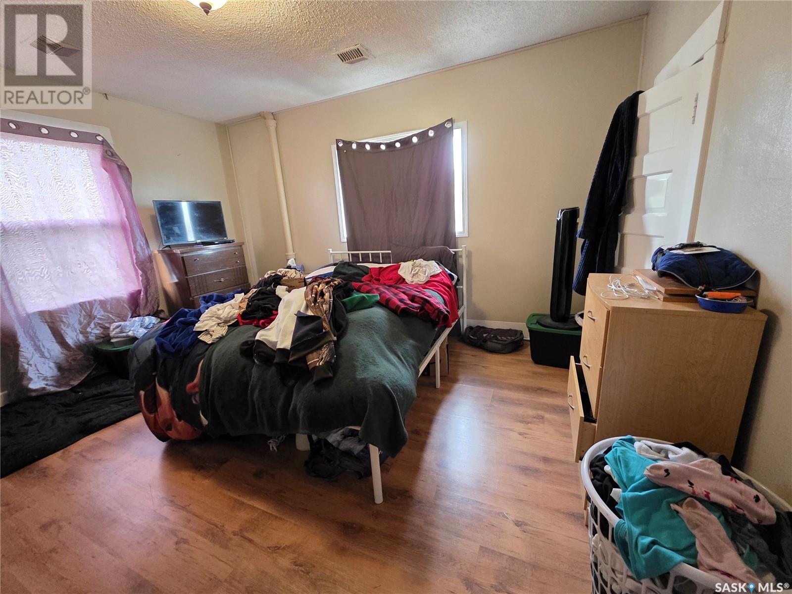 420 9th Avenue Nw, Swift Current, Saskatchewan  S9H 1B1 - Photo 8 - SK006566