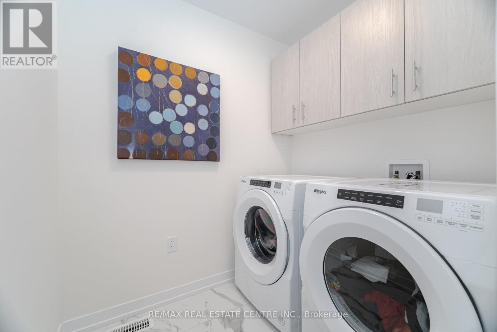 141 Terrace Drive, Grimsby, Ontario  L3M 0L2 - Photo 20 - X12161165
