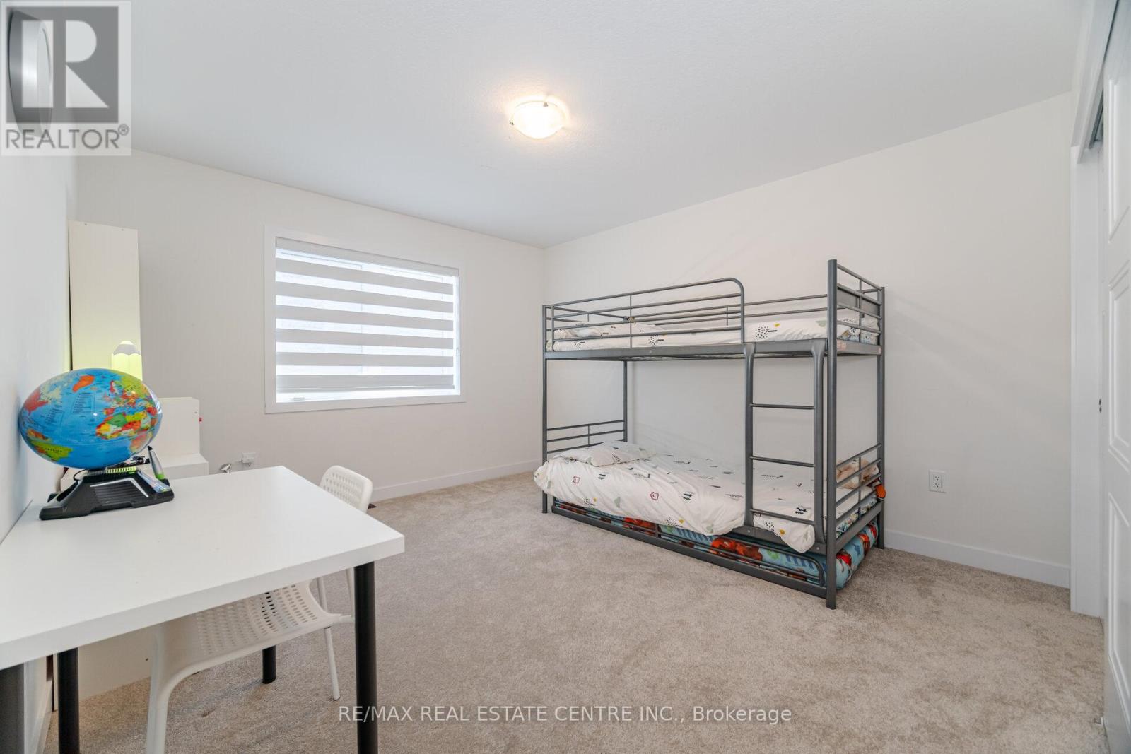 141 Terrace Drive, Grimsby, Ontario  L3M 0L2 - Photo 32 - X12161165