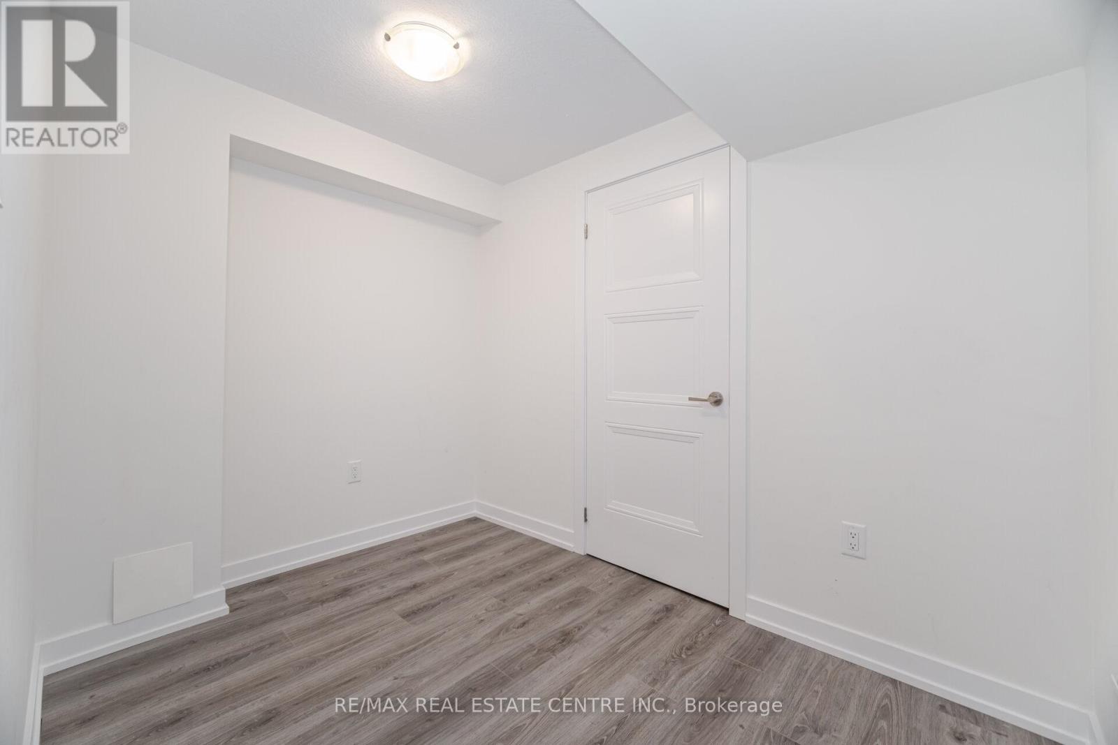 141 Terrace Drive, Grimsby, Ontario  L3M 0L2 - Photo 41 - X12161165