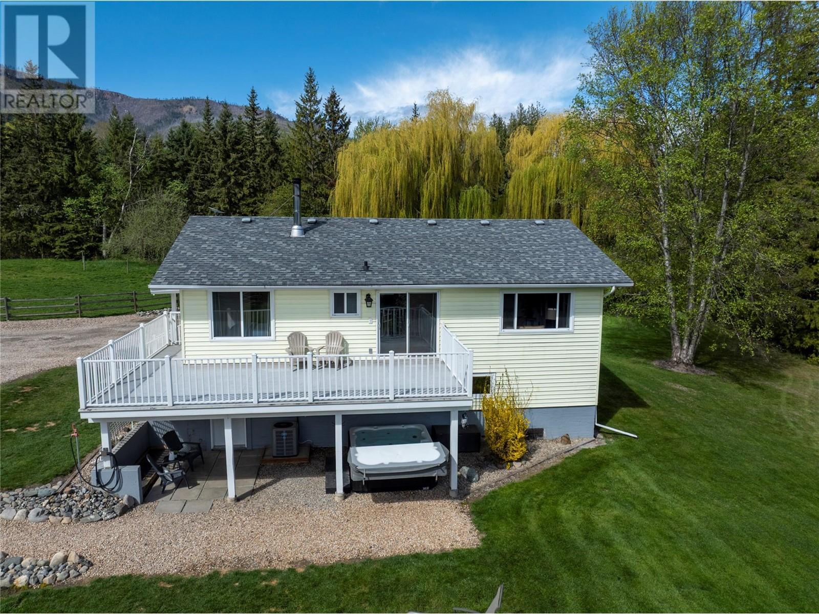 1706 Taylor Road, Sorrento, BC V0E2W1
