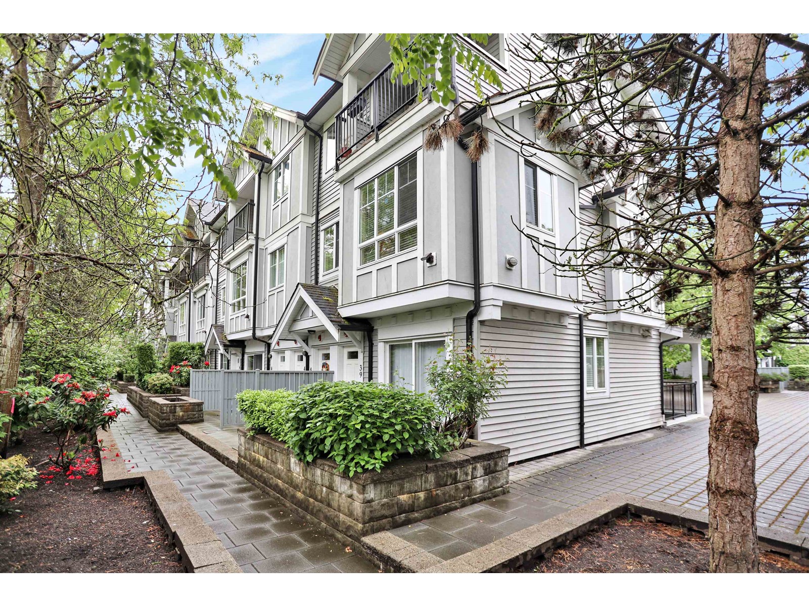 40 13239 Old Yale Road, Surrey, British Columbia  V3T 3C5 - Photo 3 - R3005090