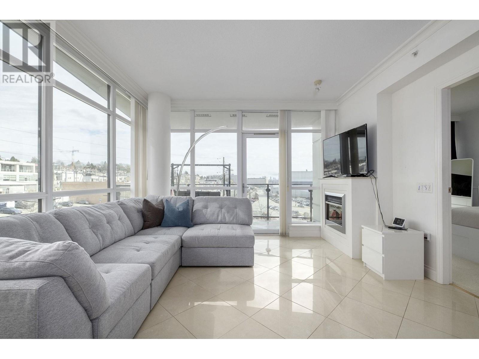 502 172 Victory Ship Way, North Vancouver, British Columbia  V7L 0B5 - Photo 9 - R3004307