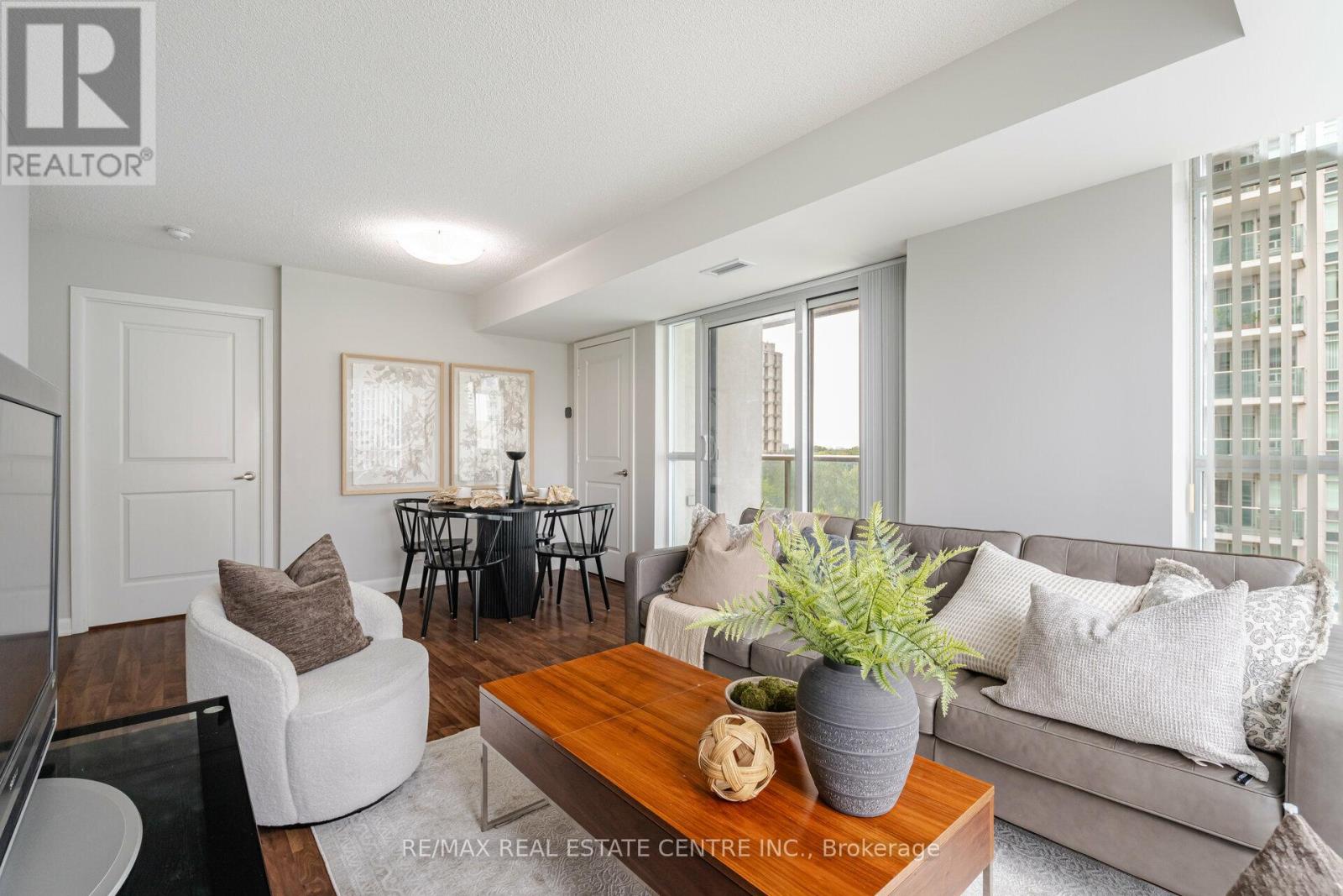 906 - 17 Anndale Drive, Toronto, Ontario  M2N 2W7 - Photo 12 - C12161168