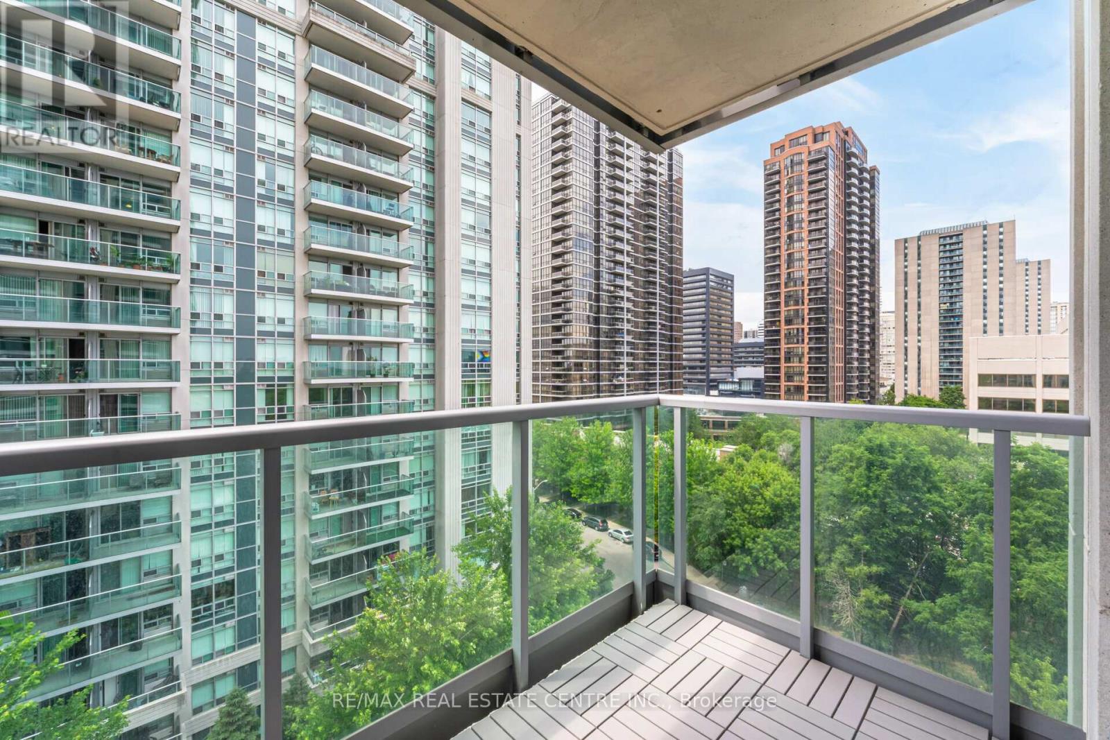 906 - 17 Anndale Drive, Toronto, Ontario  M2N 2W7 - Photo 25 - C12161168