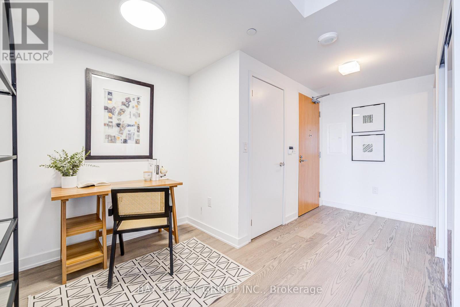 3607 - 11 Wellesley Street W, Toronto, Ontario  M4Y 0G4 - Photo 20 - C12161172