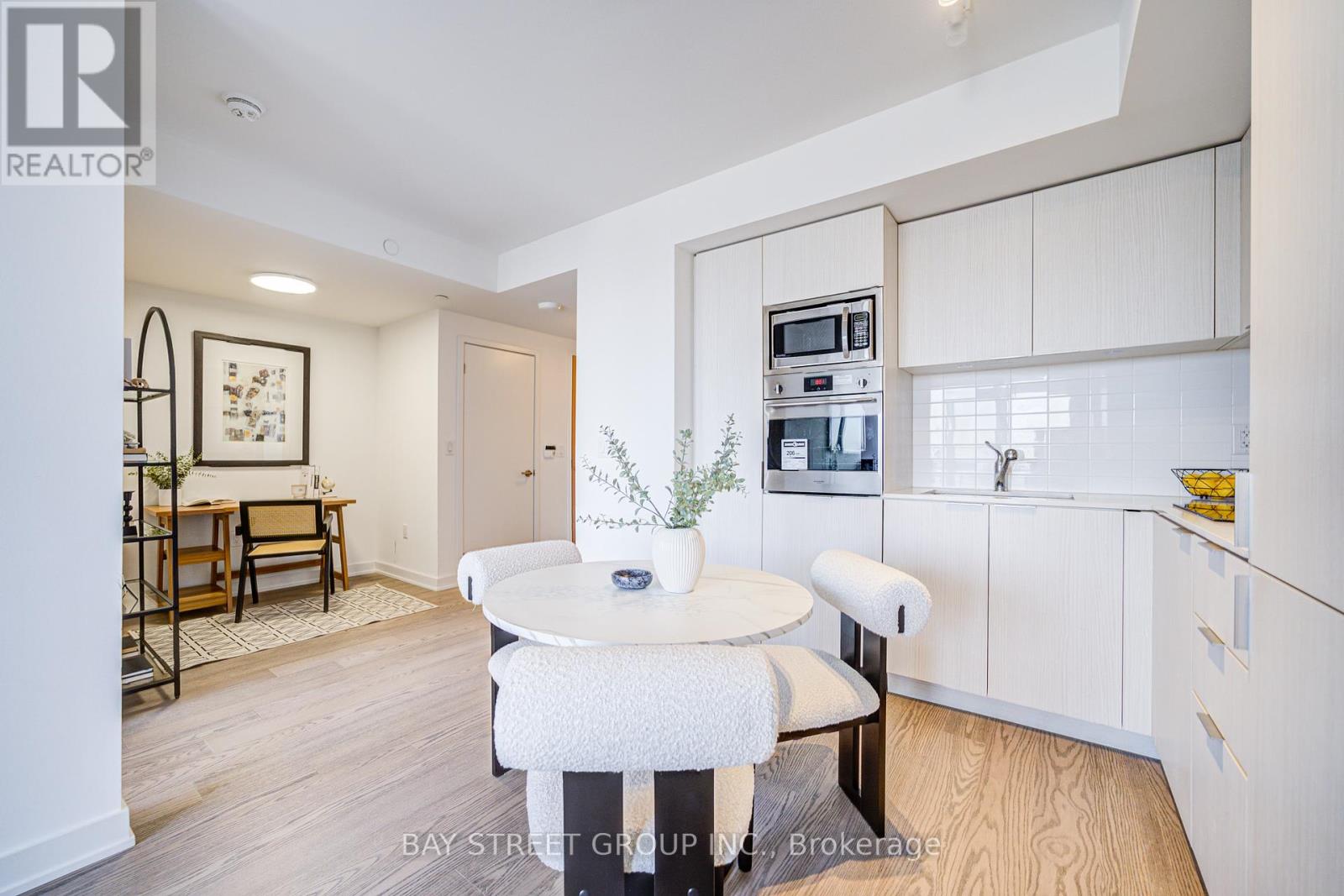 3607 - 11 Wellesley Street W, Toronto, Ontario  M4Y 0G4 - Photo 26 - C12161172