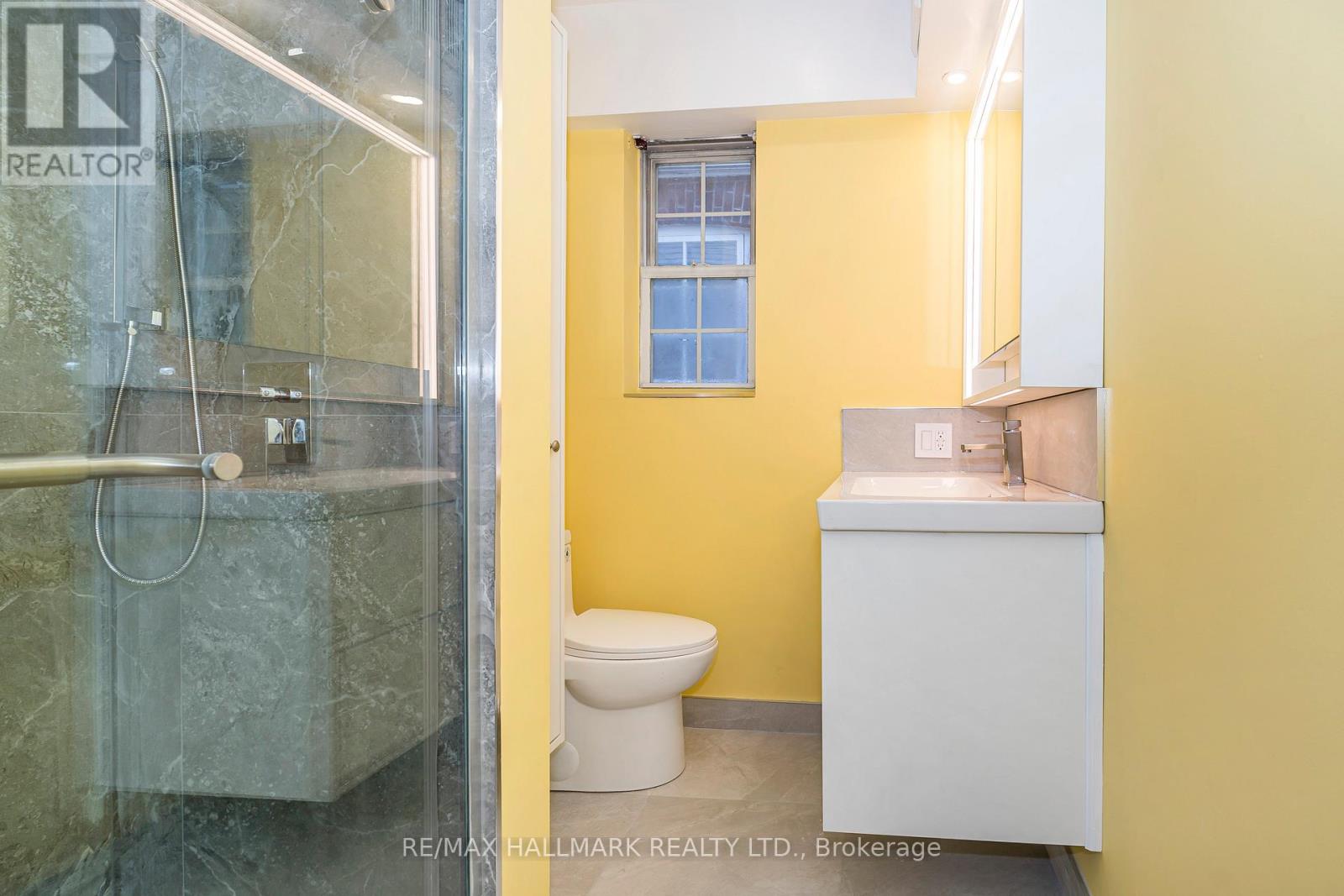 2 - 32 Hogarth Avenue, Toronto (North Riverdale), Ontario  M4K 1K1 - Photo 24 - E12161175