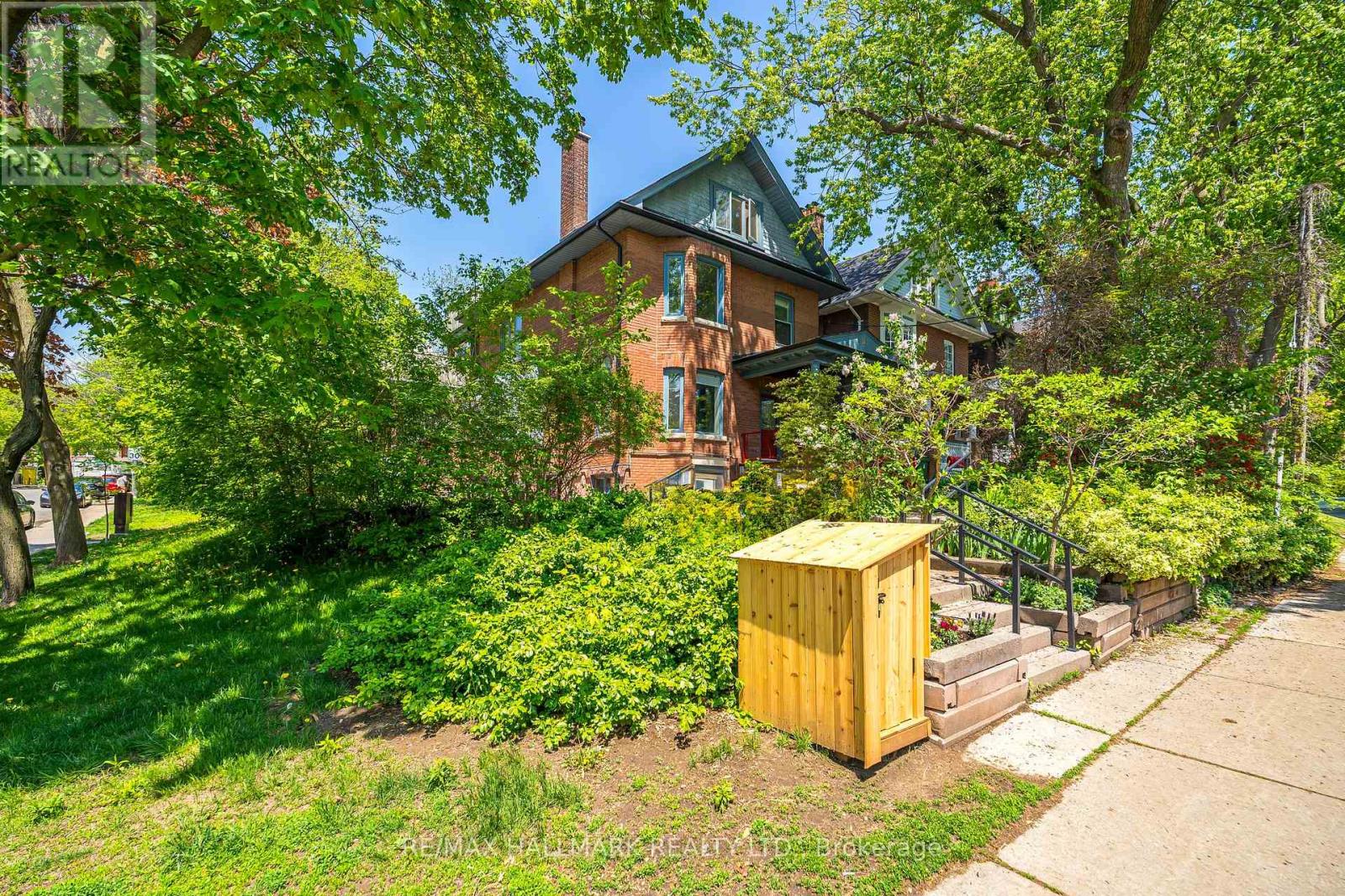 2 - 32 Hogarth Avenue, Toronto (North Riverdale), Ontario  M4K 1K1 - Photo 29 - E12161175