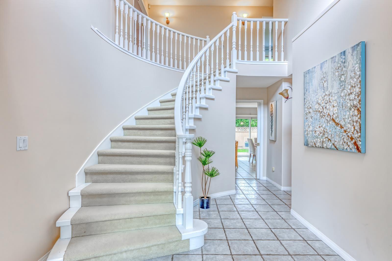 Property at 14878 25 AVENUE image 3
