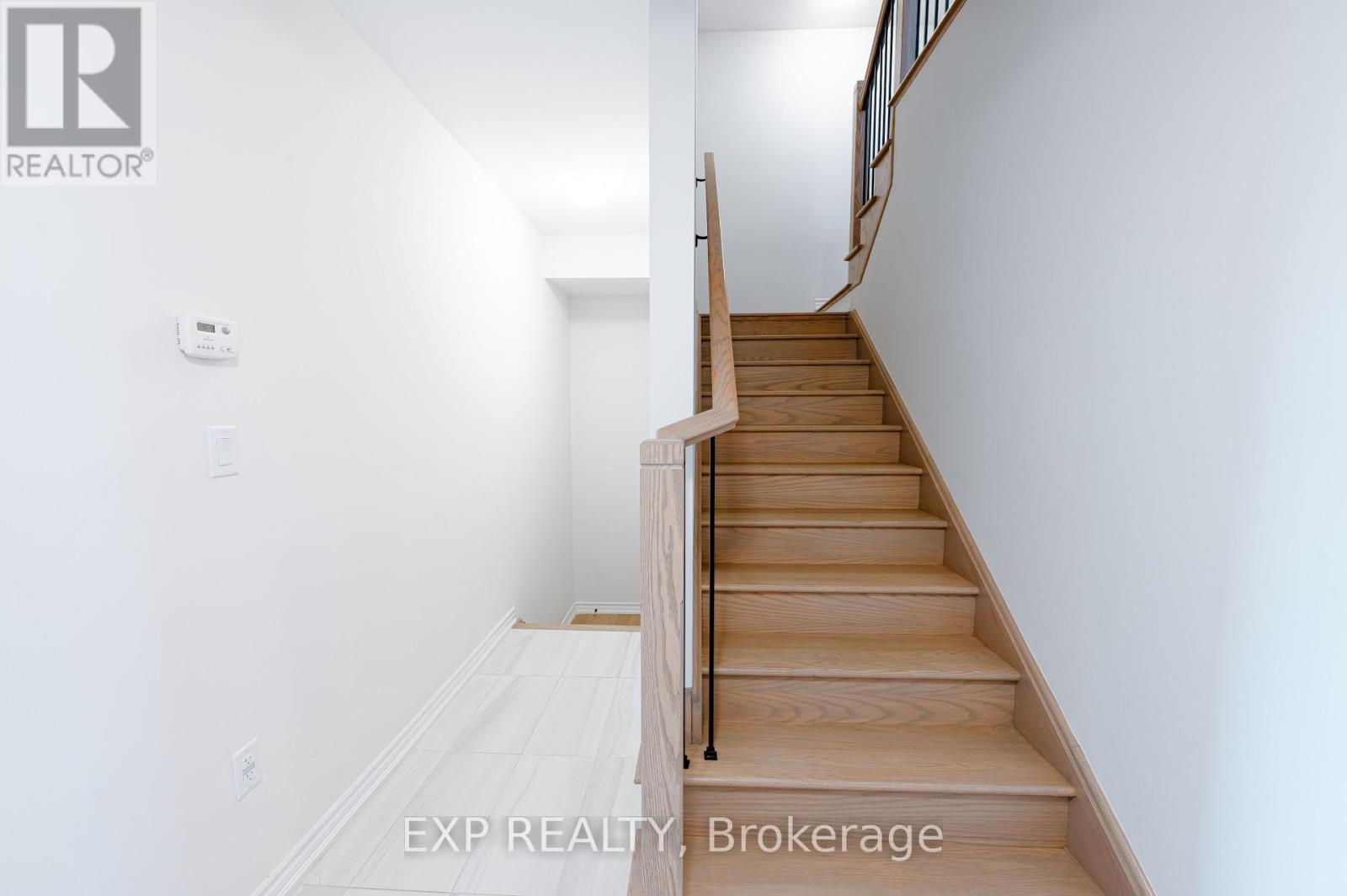 28 Vestry Way, Brampton, Ontario  L6P 4N7 - Photo 27 - W12161169