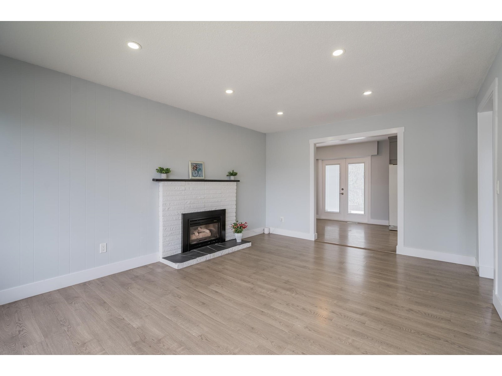 Property at 11408 PEMBERTON CRESCENT image 5