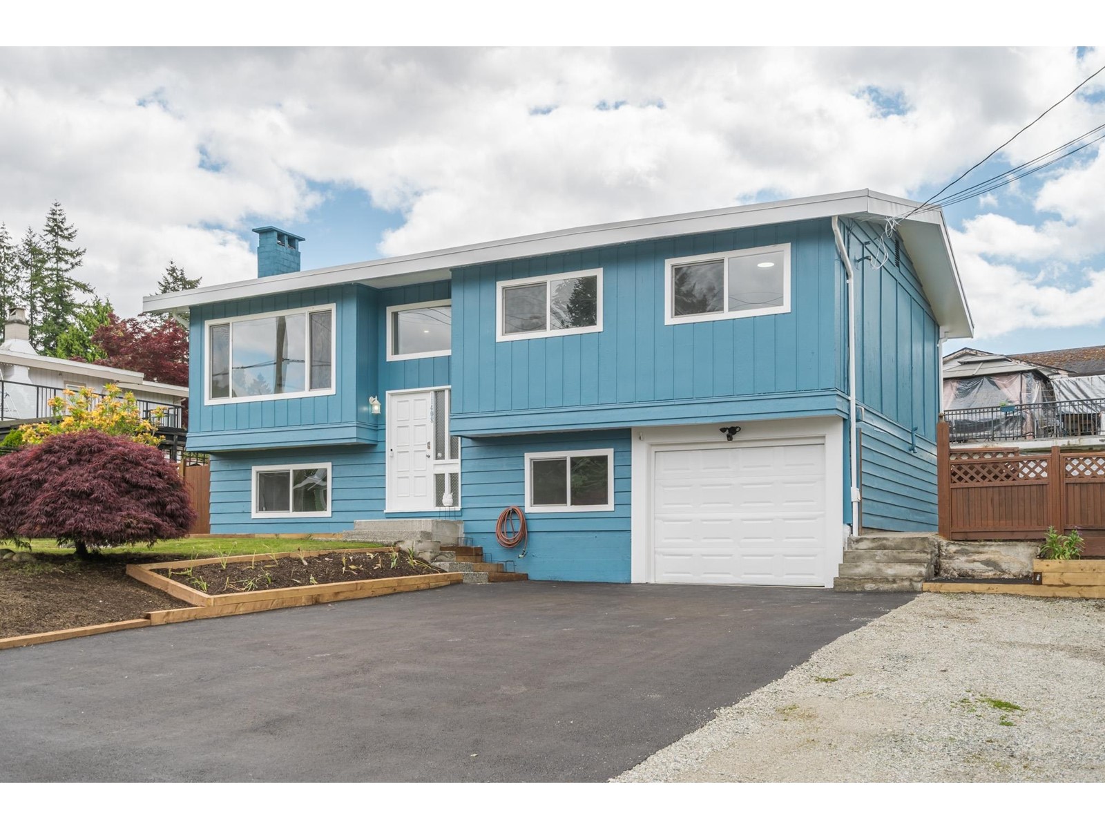 Property at 11408 PEMBERTON CRESCENT image 2