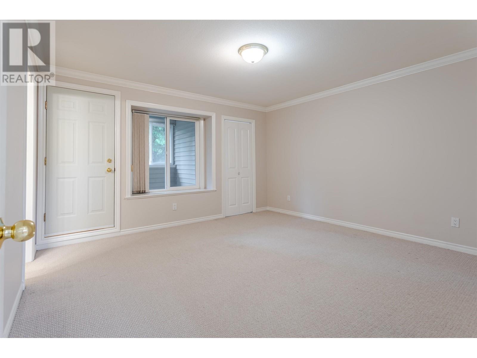 4989 Smith Avenue, Burnaby, British Columbia  V5G 2W6 - Photo 12 - R3005042