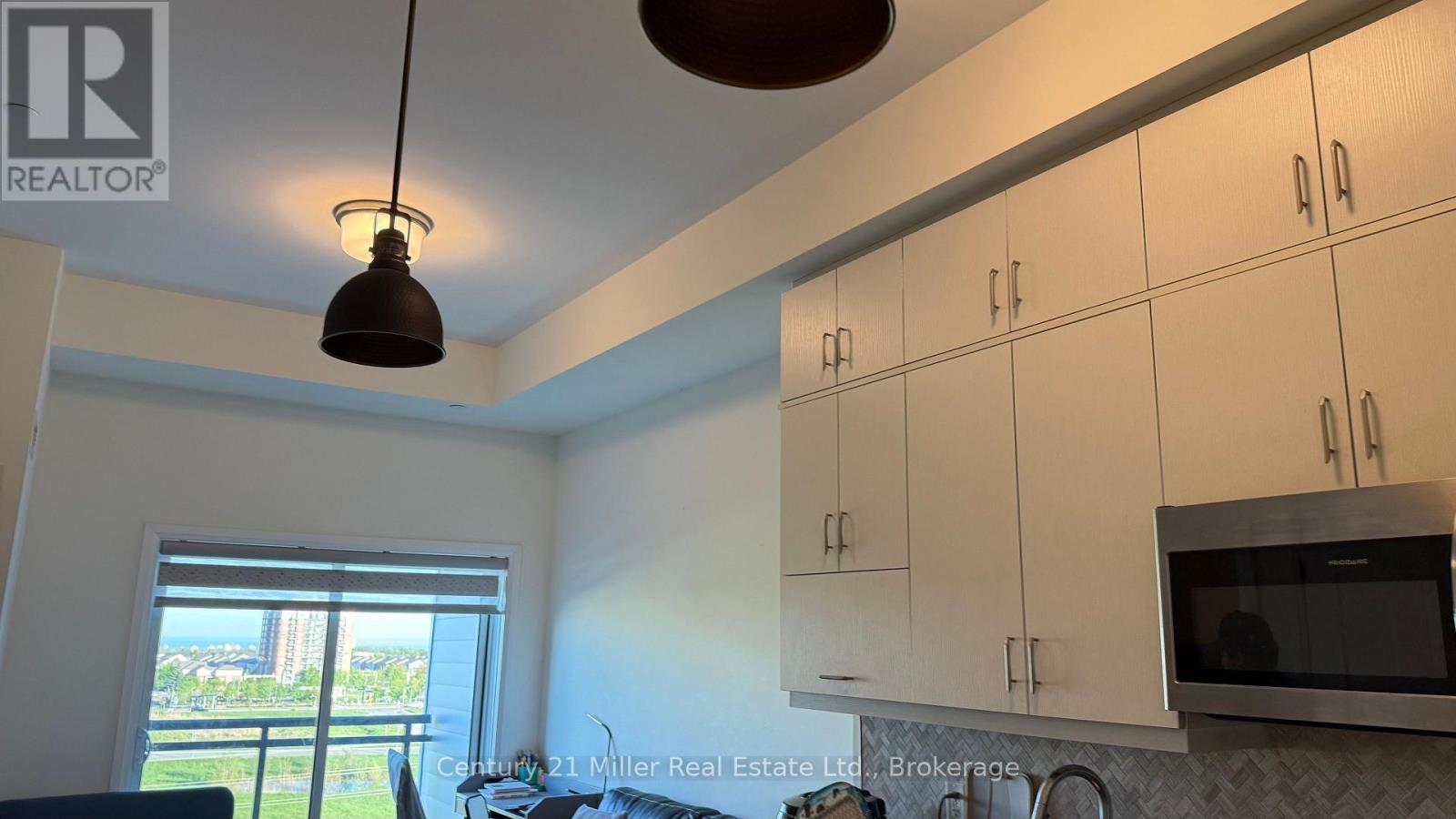621 - 128 Grovewood Common, Oakville, Ontario  L6H 0X3 - Photo 7 - W12161207