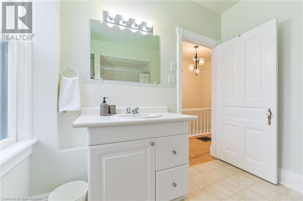 67 Ahrens Street W, Kitchener, Ontario  N2H 4B8 - Photo 34 - 40730104