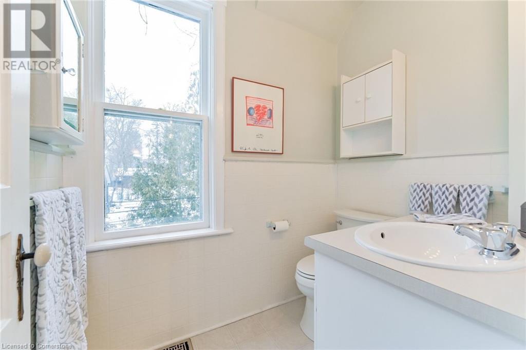 67 Ahrens Street W, Kitchener, Ontario  N2H 4B8 - Photo 39 - 40730104
