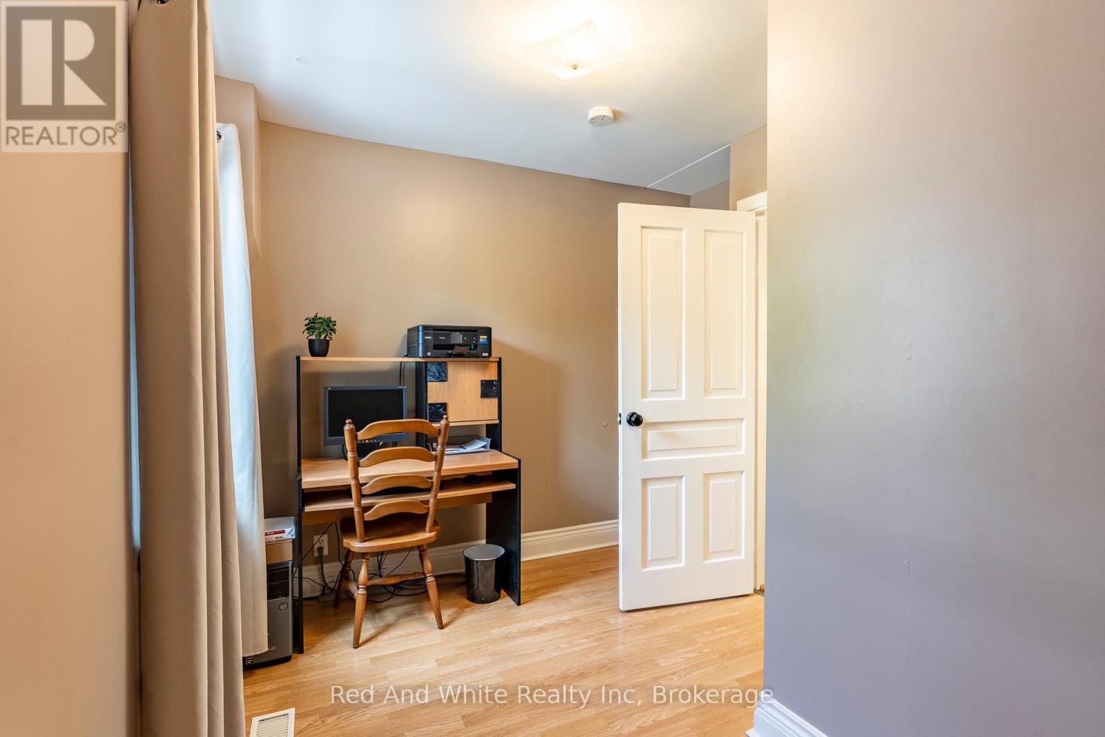 28 Hopeton Street, Cambridge, Ontario  N1R 3T3 - Photo 32 - X12161251