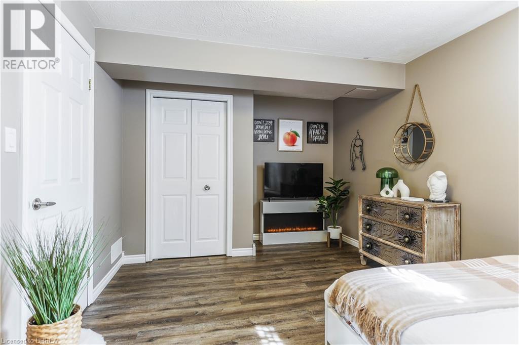5 Avey Street, Brantford, Ontario  N3T 6M4 - Photo 26 - 40729876