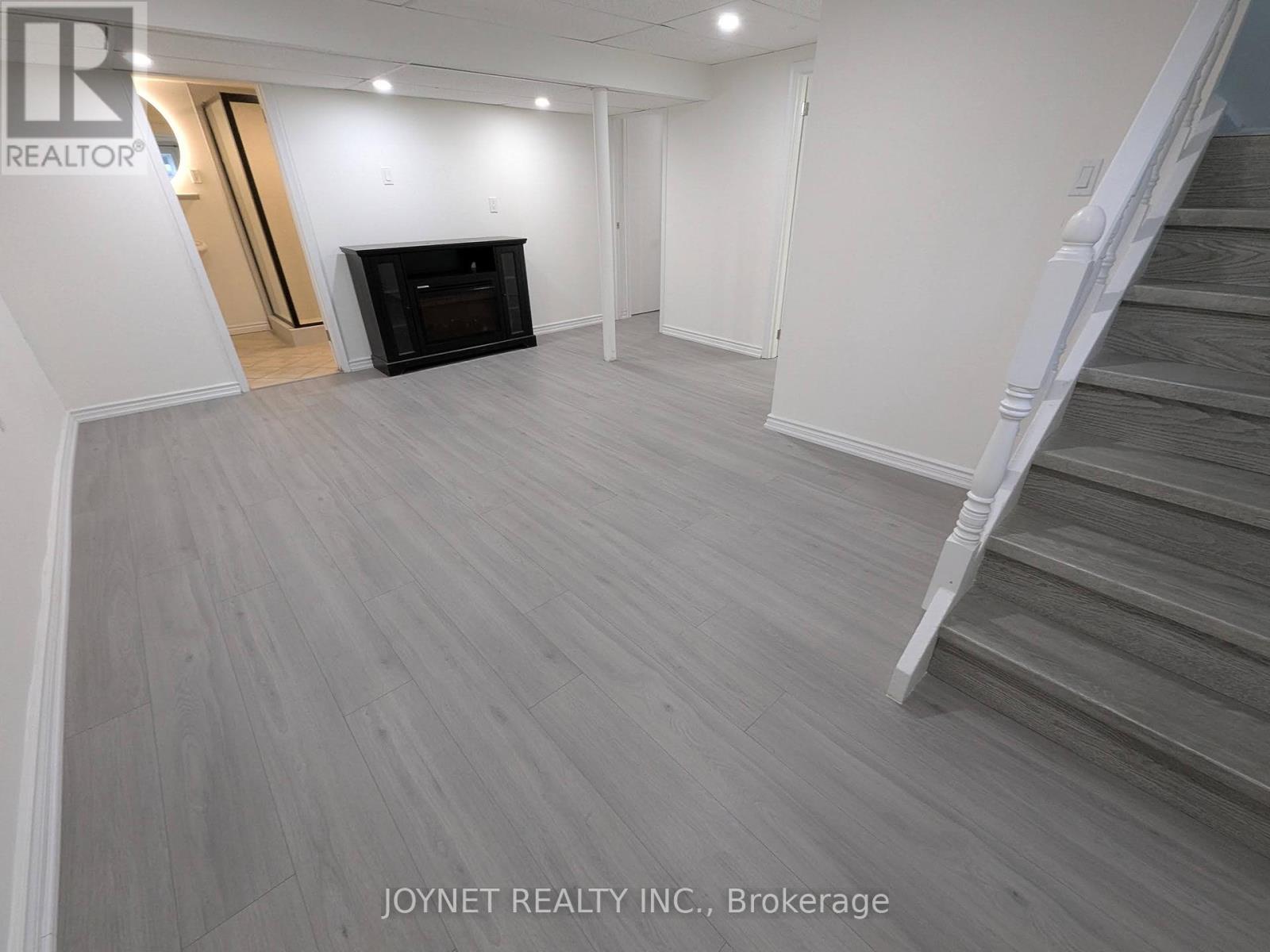 Shared  Bsmt L2 (2nd Bdrm - 47 Caracas Road, Toronto, Ontario  M2K 1A8 - Photo 18 - C12155906