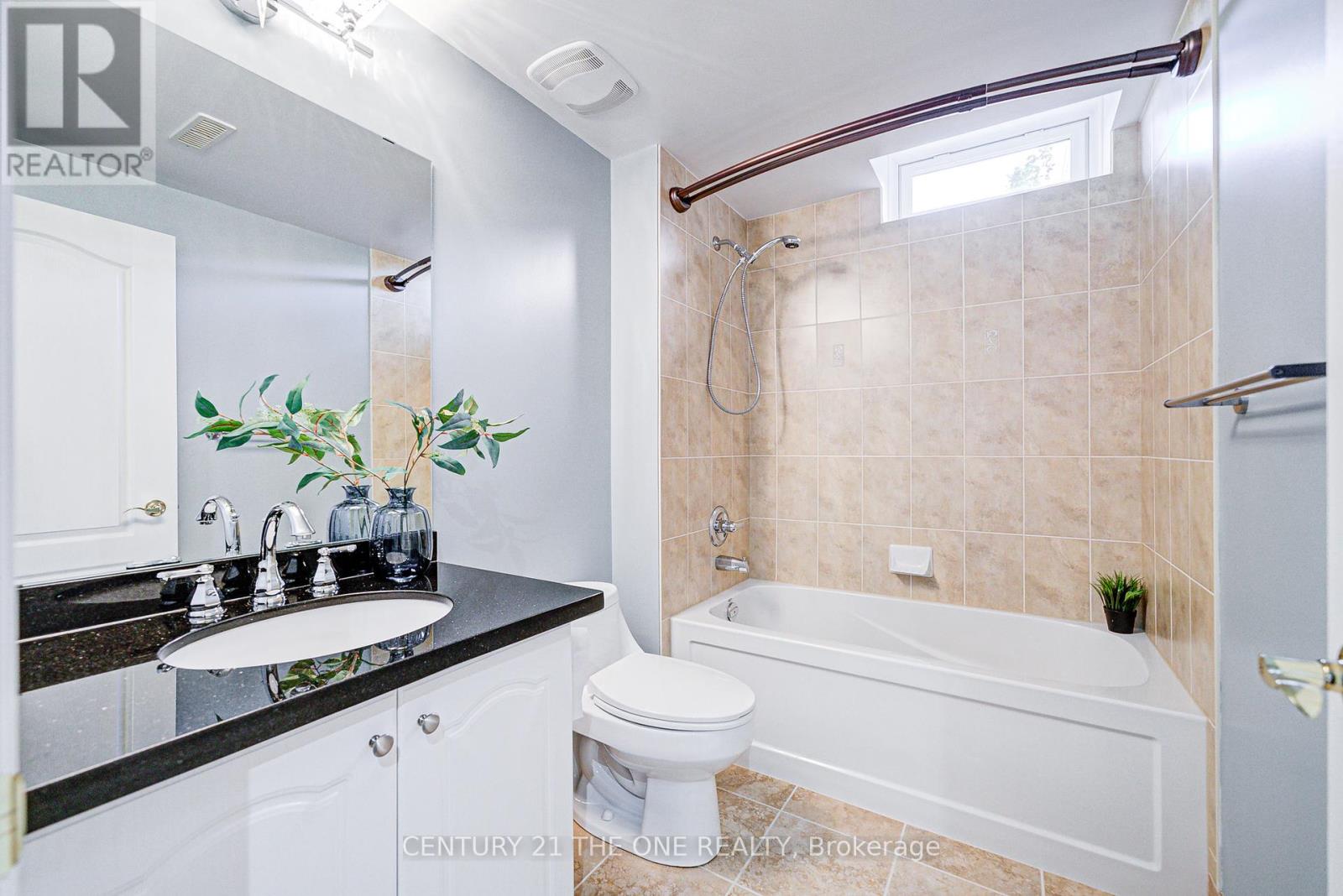 60 Wicker Drive, Richmond Hill, Ontario  L4E 4T5 - Photo 34 - N12161186