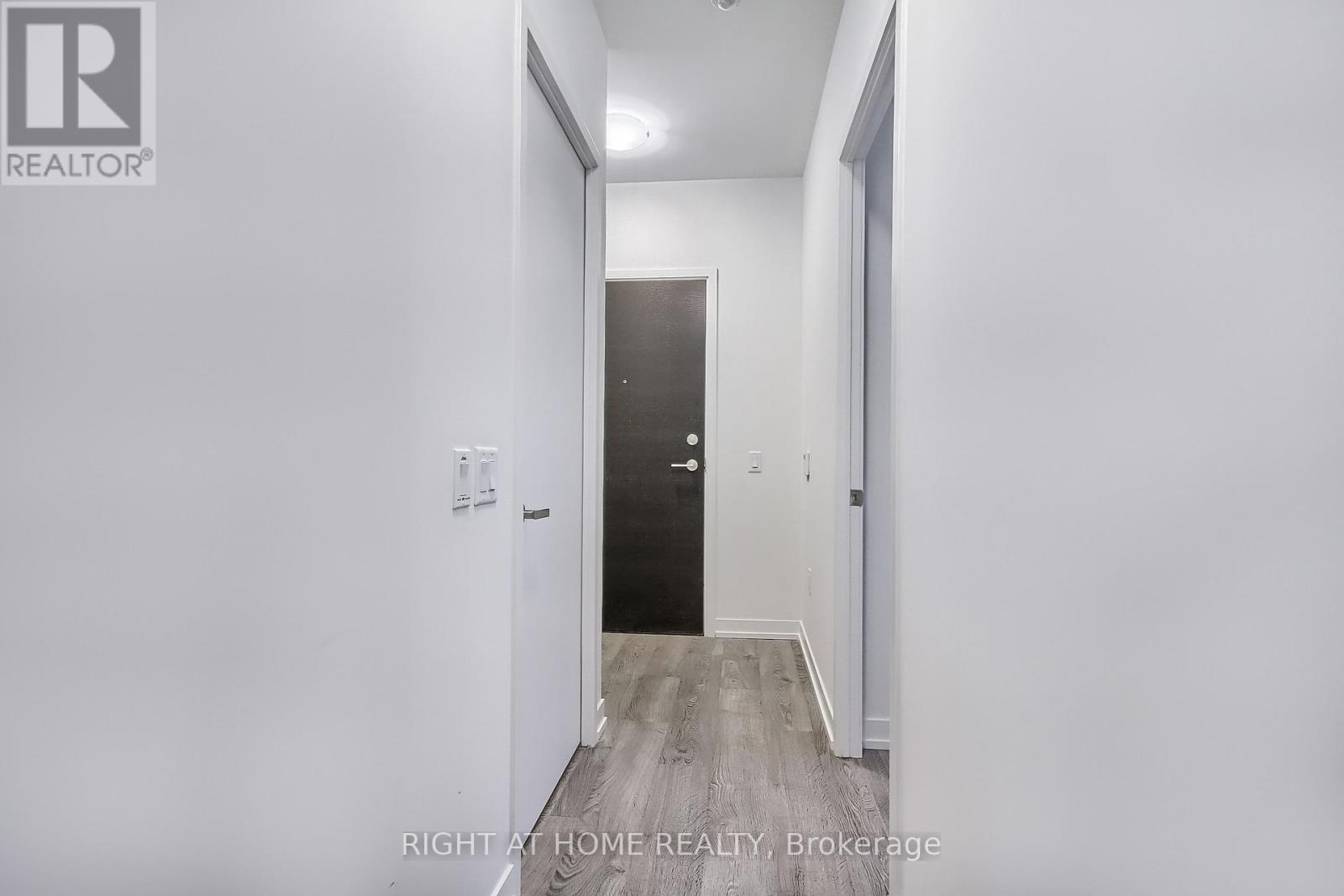 1603w - 3 Rosewater Street, Richmond Hill, Ontario  L4C 5T6 - Photo 8 - N12114764