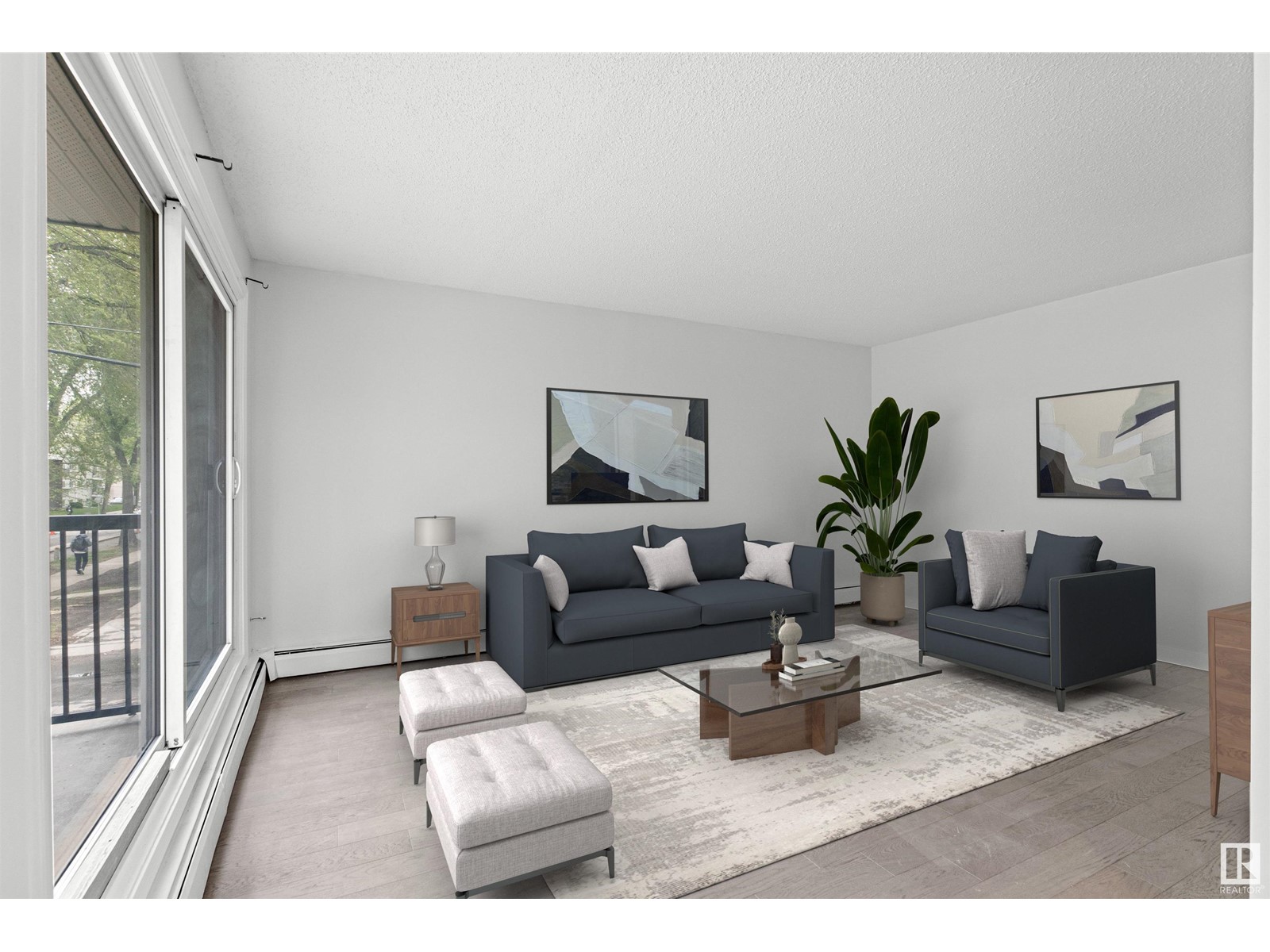 #10 10255 117 St Nw, Edmonton, Alberta  T5K 1X7 - Photo 2 - E4437510