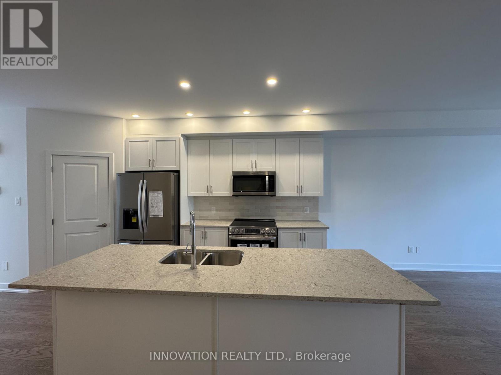 825 Anciano Crescent, Ottawa, Ontario  K2S 2R6 - Photo 17 - X12161189