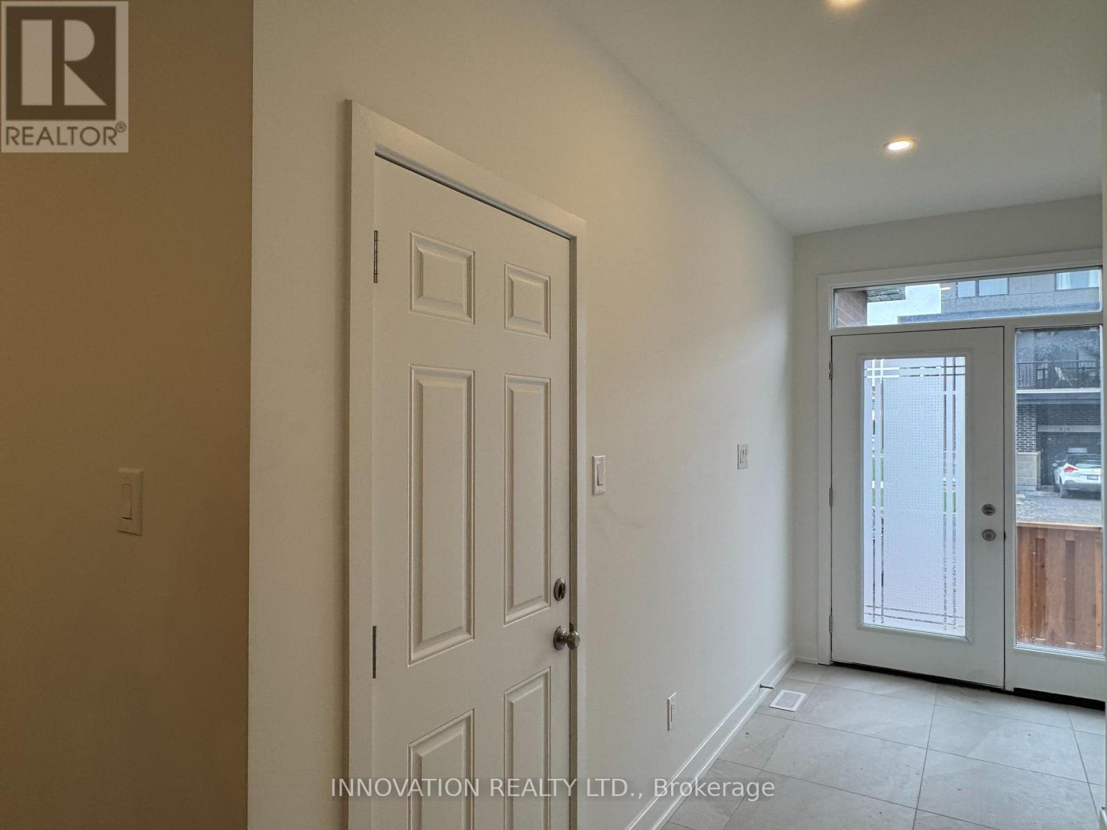 825 Anciano Crescent, Ottawa, Ontario  K2S 2R6 - Photo 6 - X12161189