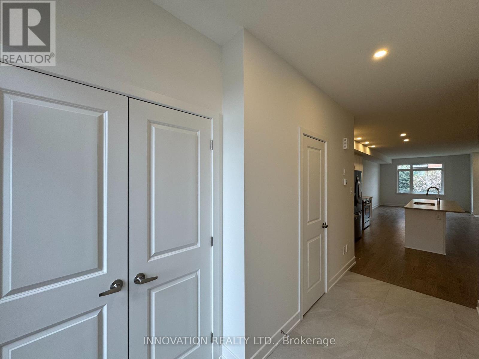 825 Anciano Crescent, Ottawa, Ontario  K2S 2R6 - Photo 8 - X12161189