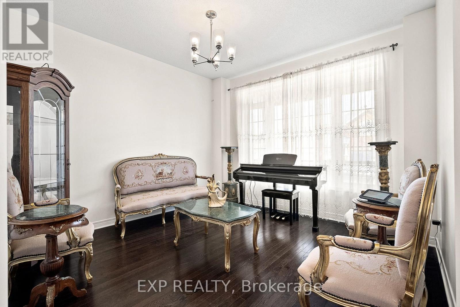 360 Antigonish Avenue, Ottawa, Ontario  K4A 0T9 - Photo 7 - X12161234