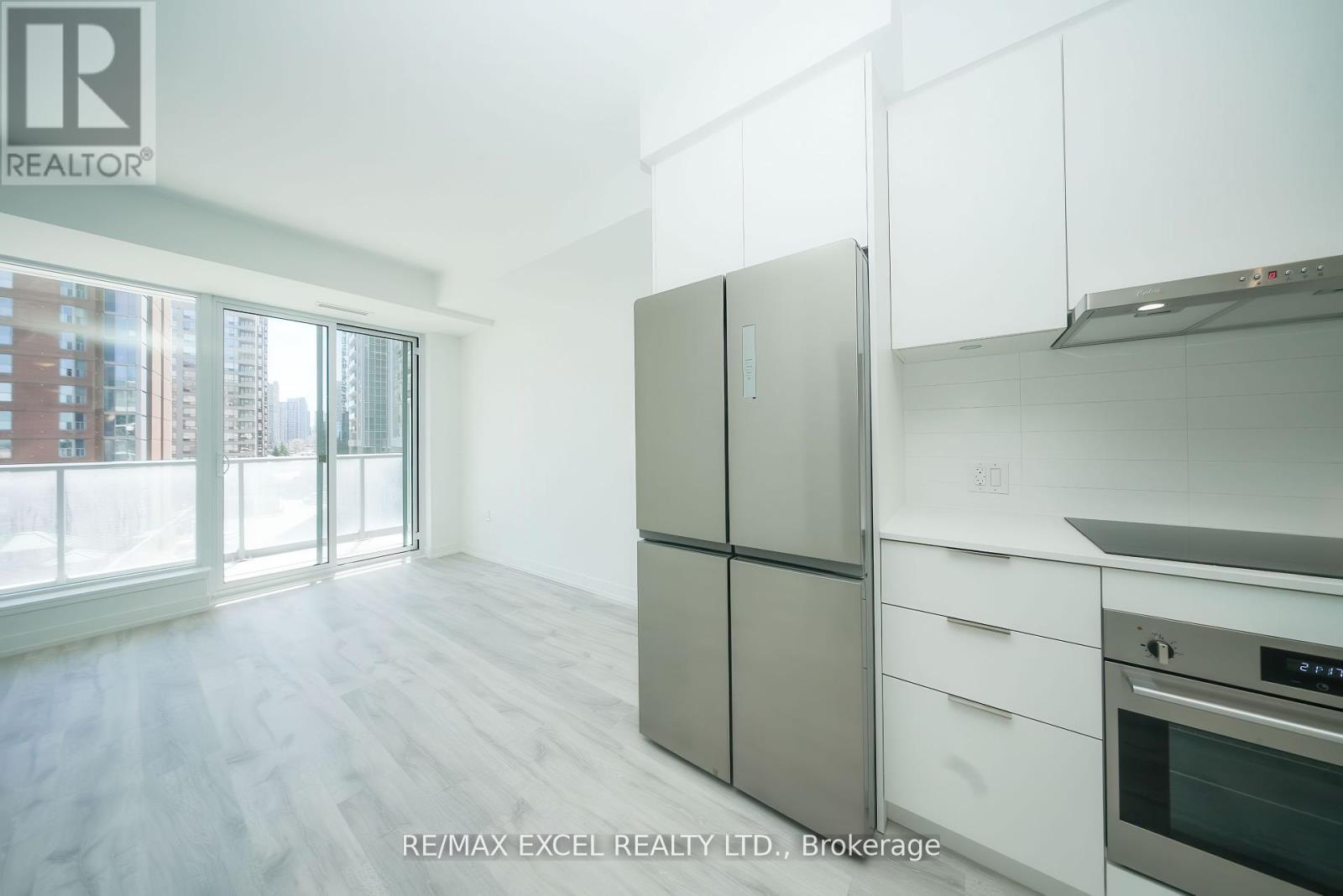 S412 - 8 Olympic Garden Drive, Toronto, Ontario  M2M 0B9 - Photo 8 - C12161201