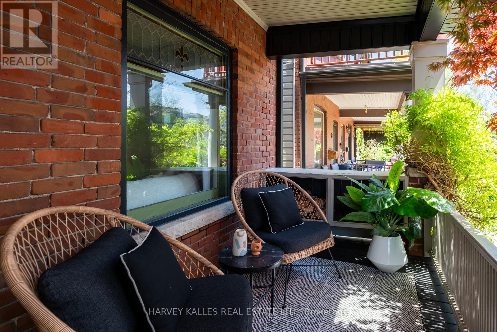 30 Dingwall Avenue, Toronto, Ontario  M4J 1C3 - Photo 2 - E12161267