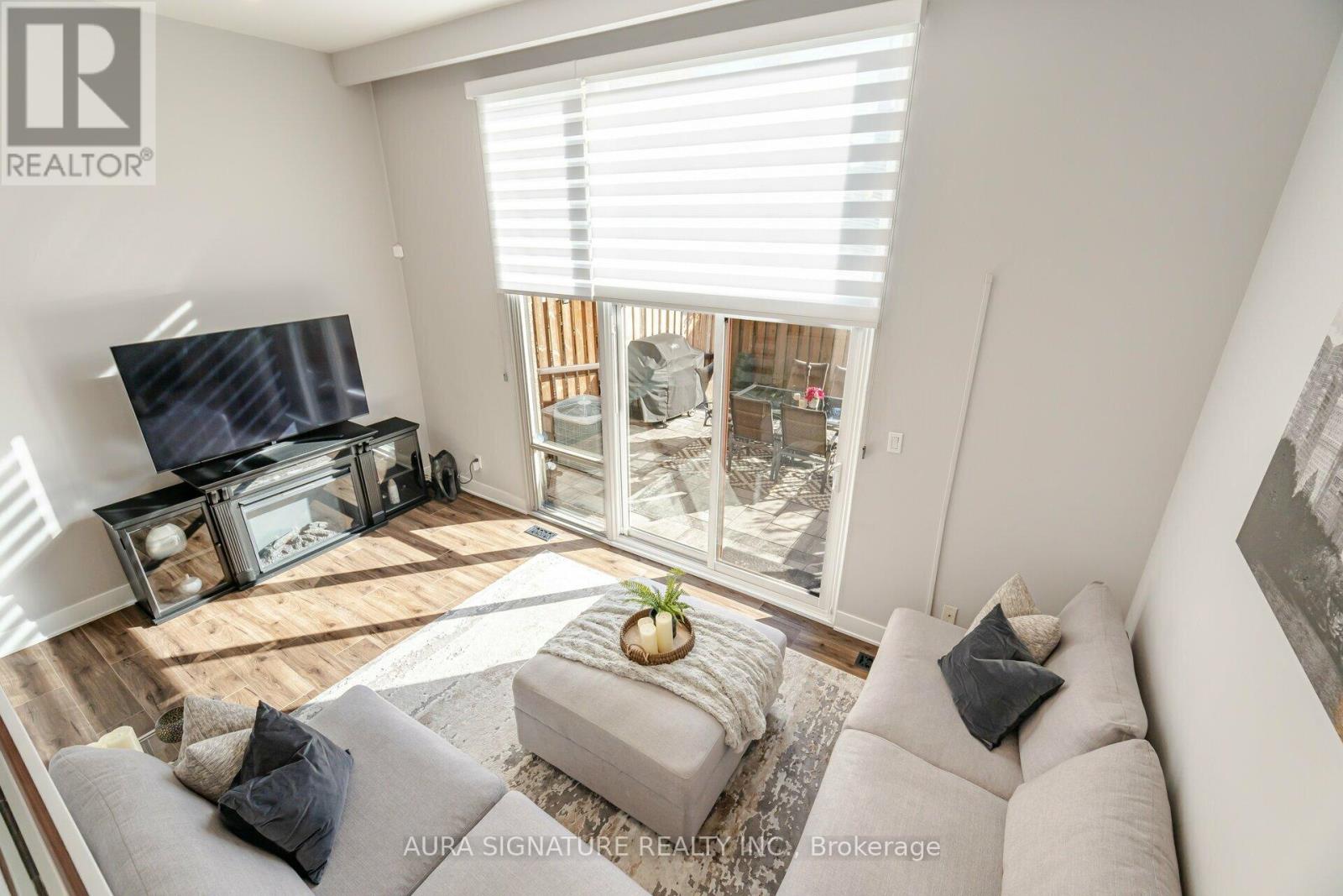 Property at 26 - 88 RAINBOW DRIVE image 3
