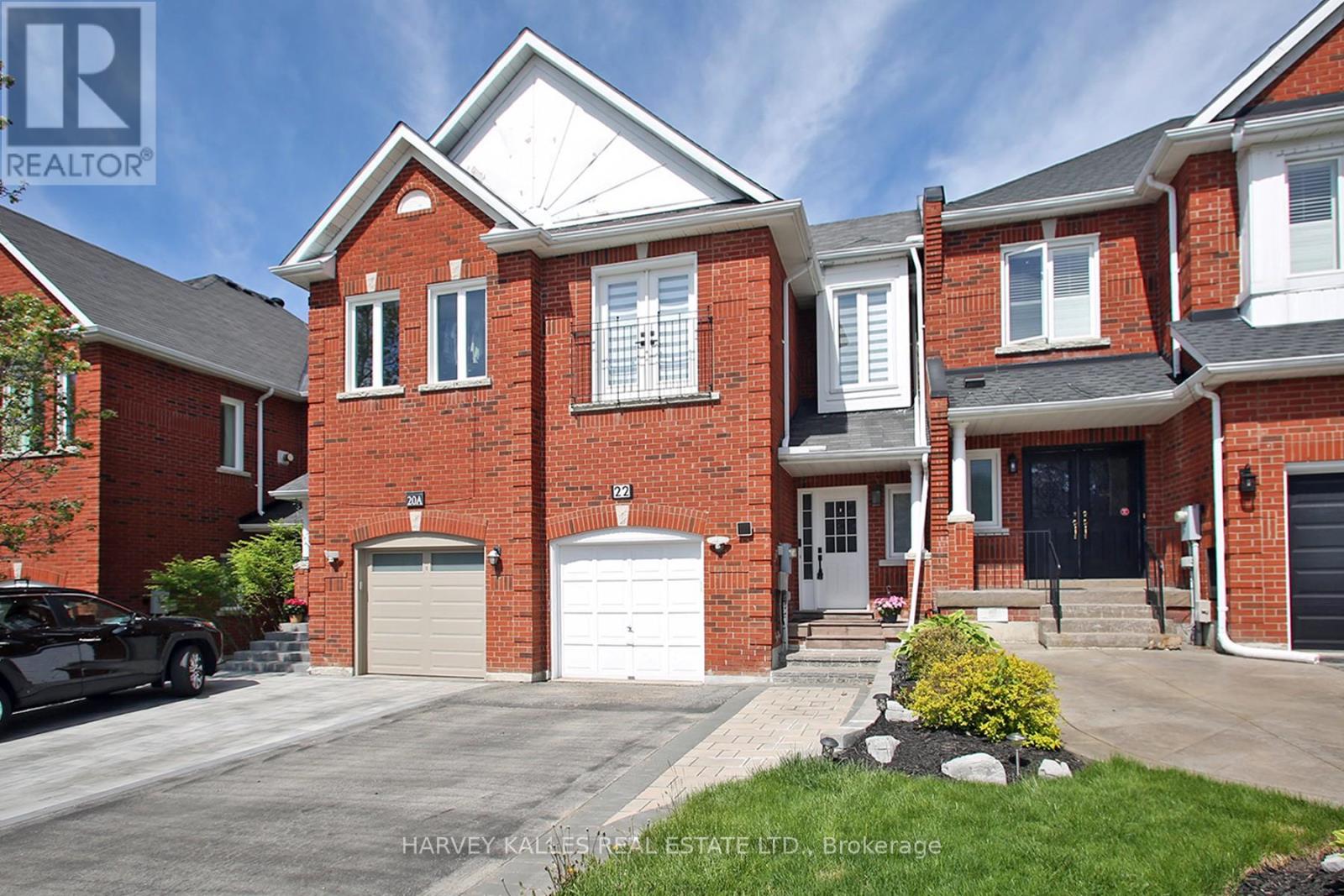 22 CASA GRANDE STREET, Richmond Hill, Ontario